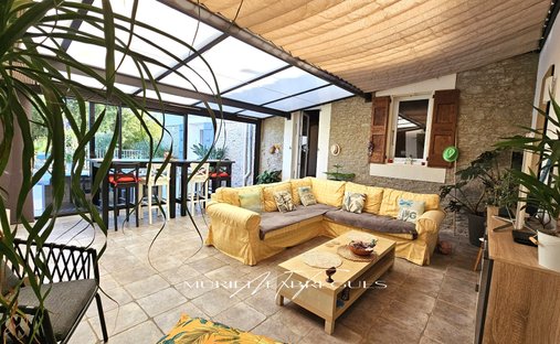 Villa in Mas-Saintes-Puelles, Occitania, France 1