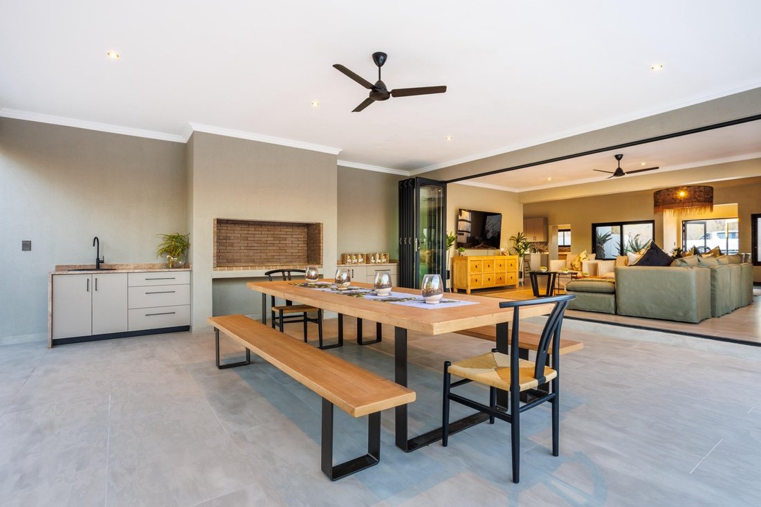 House in Hoedspruit, Limpopo, South Africa 3 - 17977476