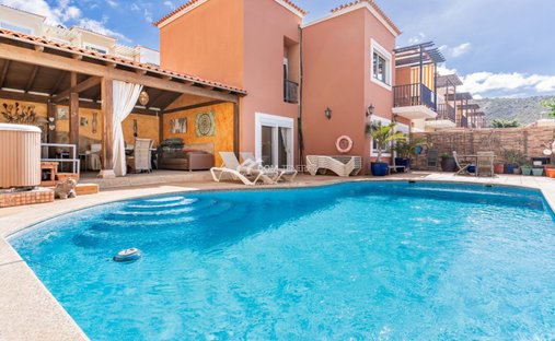 Townhouse in Costa Adeje, Adeje, Canary Islands 1