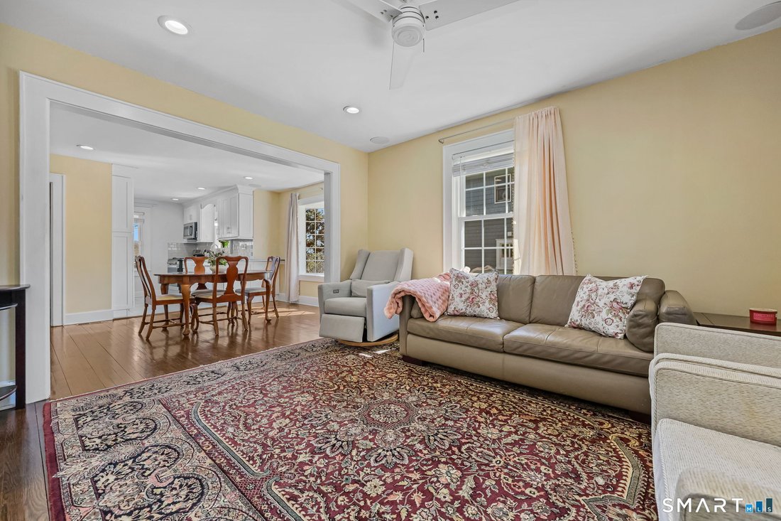 House in Stamford, Connecticut, United States 5 - 17980252