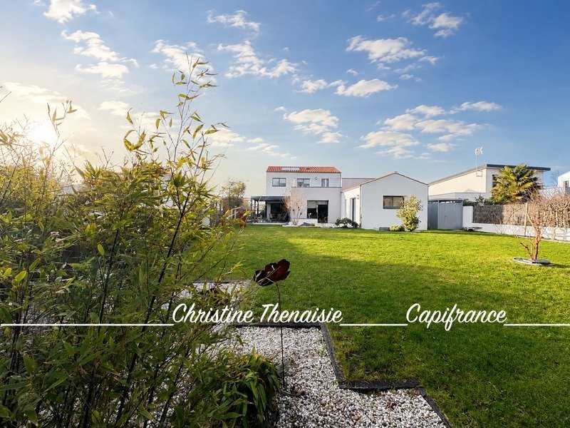 House in Croix de Vie, Saint-Gilles-Croix-de-Vie, France 5 - 17225574