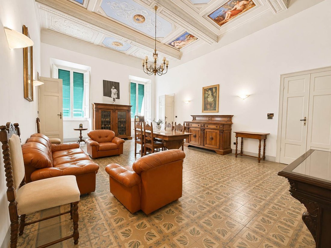 Apartment in Historic Center, Livorno, Tuscany 2 - 17979941
