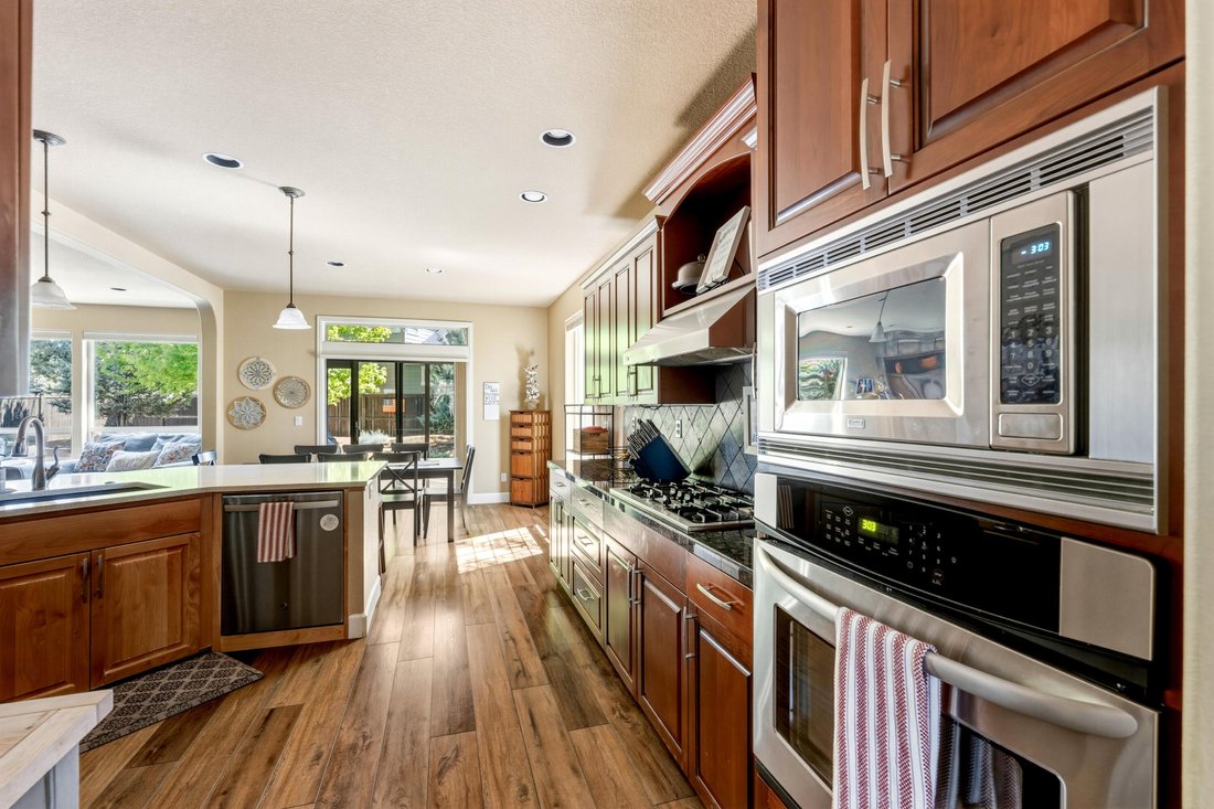 House in Bend, Oregon, United States 3 - 17978270