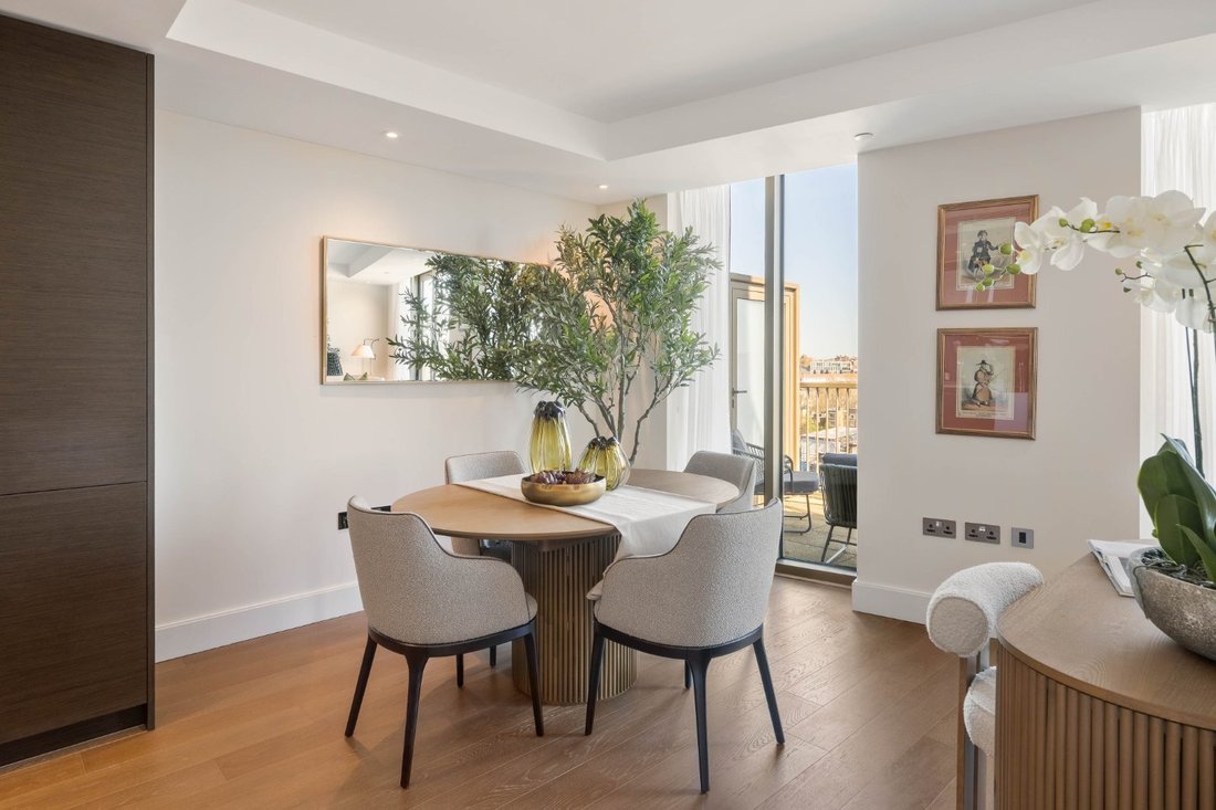 Apartment in Kensington, Kensington And Chelsea, England 1 - 17976197