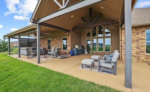 House in Gunter, Texas, United States 1