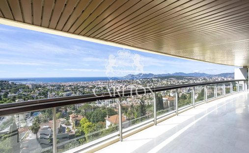 Apartment in Vieux Cannet, Le Cannet, France 1