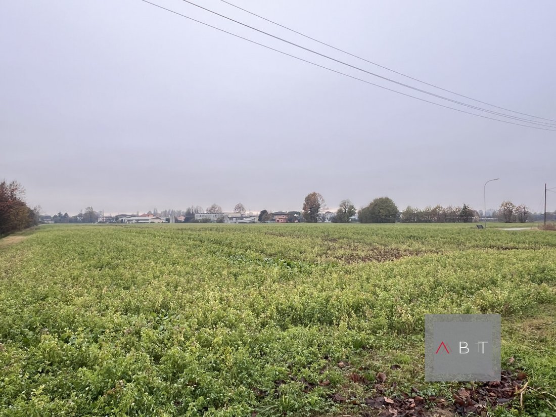 Land in Villa del Conte, Veneto, Italy 1 - 13572986