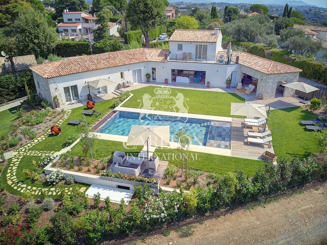 Villa in Saint-Paul-de-Vence, Provence-Alpes-Côte d'Azur, France 1 - 17503163