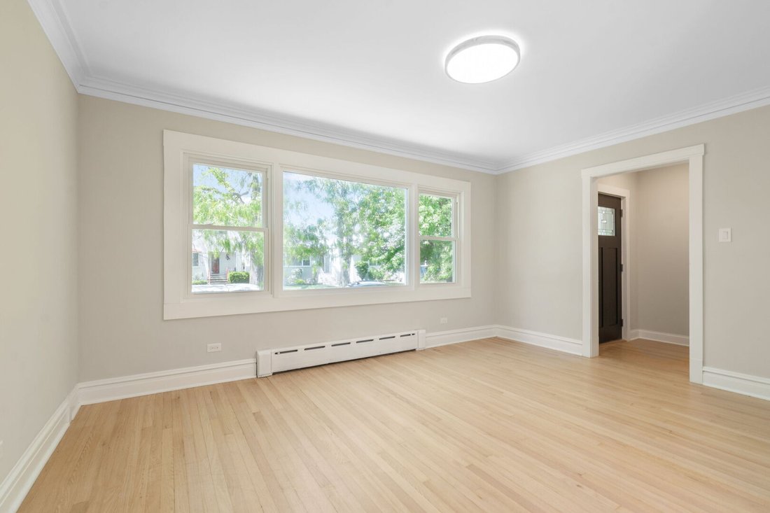 House in Chicago, Illinois, United States 2 - 17979780