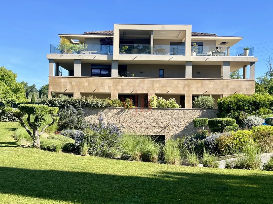 Apartment in Est-Repentance-Les Trois Bons Dieux, Aix-en-Provence, France 1 - 17976315