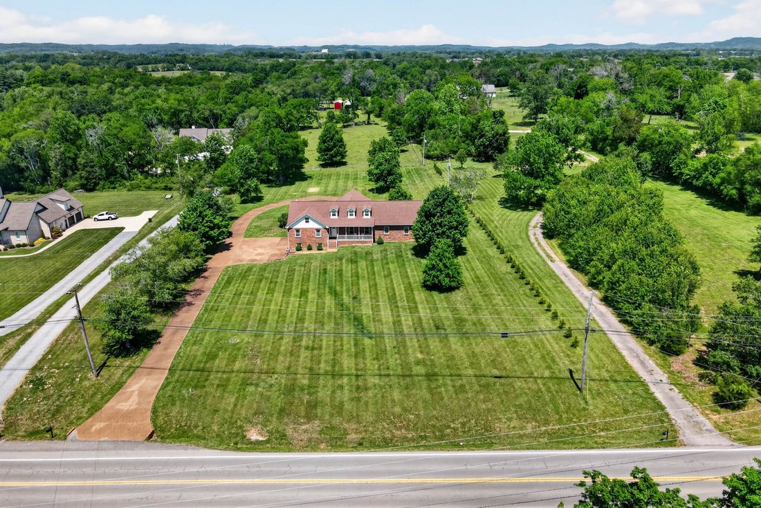 House in Gallatin, Tennessee, United States 1 - 17979772