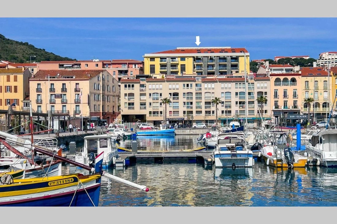 Apartment in Peripherie, Port-Vendres, France 2 - 17974969