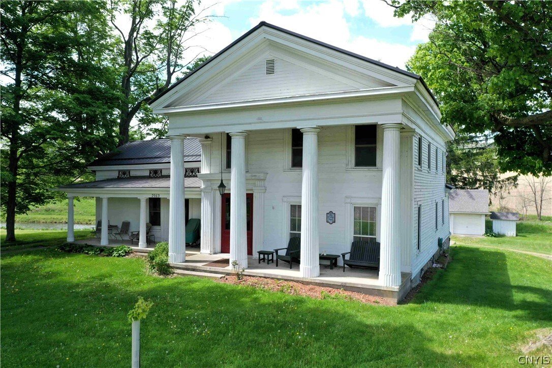 House in Bath, New York, United States 1 - 17312525