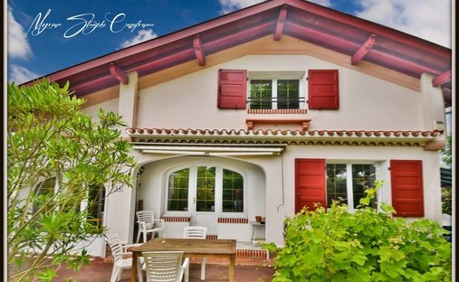 House in Est, Soustons, France 1