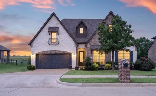 House in Gunter, Texas, United States 1