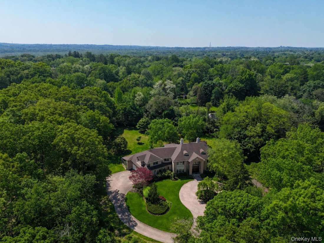 House in Laurel Hollow, New York, United States 3 - 17928774