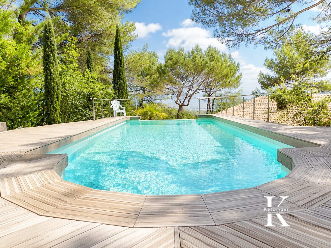 House in Pierrevert, Provence-Alpes-Côte d'Azur, France 1 - 17981232