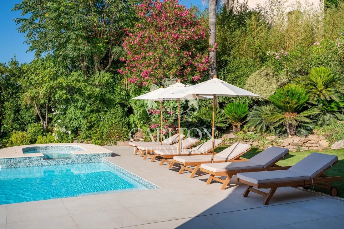 Villa in Gassin, Provence-Alpes-Côte d'Azur, France 4 - 17377276