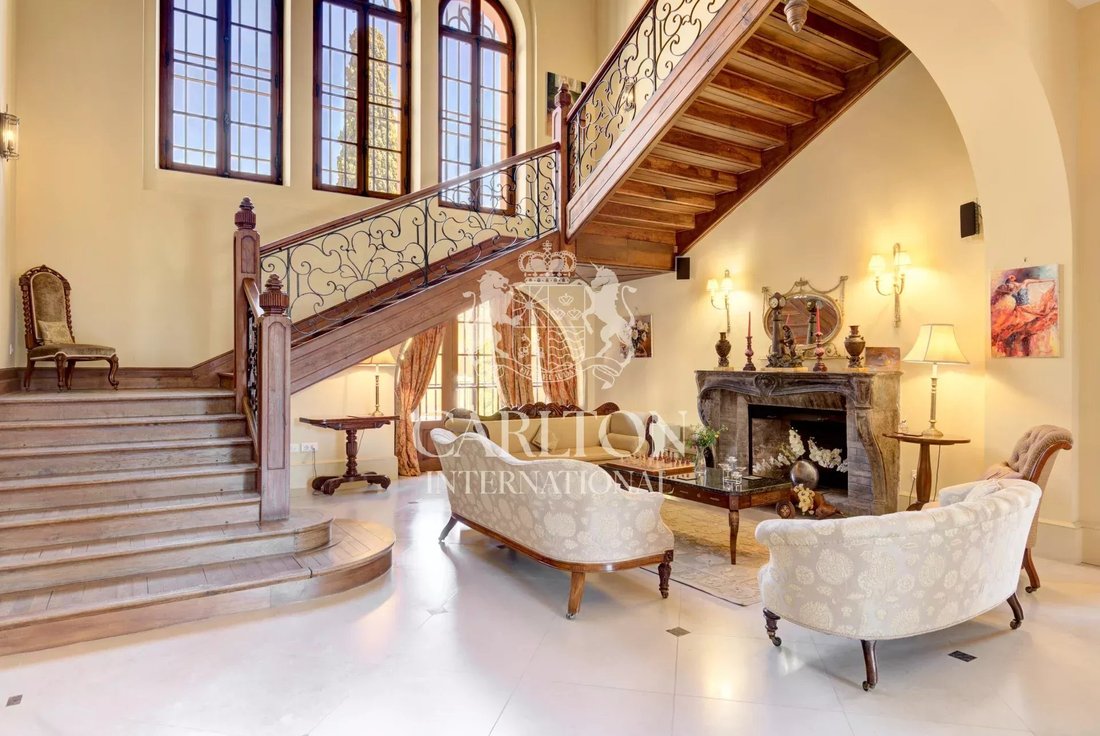 Castle in Counillier Valescure, Frejus, France 3 - 15295812