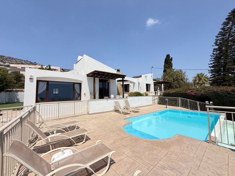 Bungalow in Peyia, Paphos, Cyprus 1 - 15990839