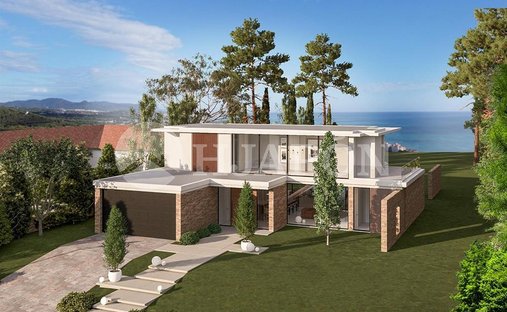 Land in Sant Andreu de Llavaneres, Catalonia, Spain 1