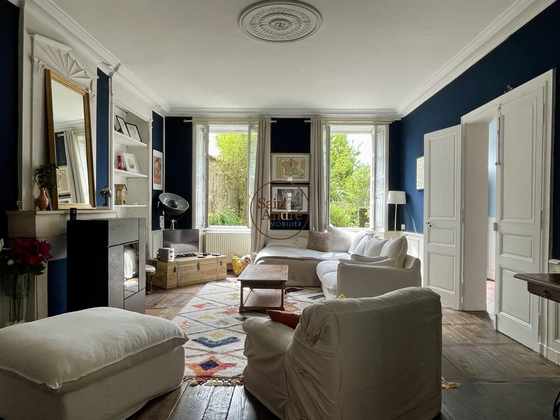 House in La Rochefoucauld, La Rochefoucauld-en-Angoumois, France 2 - 17981205