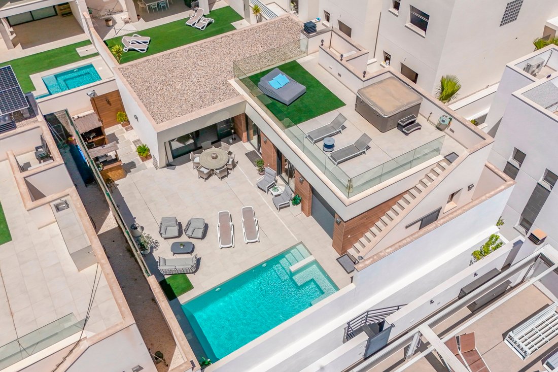 Villa in Benijofar, Valencian Community, Spain 2 - 17980297