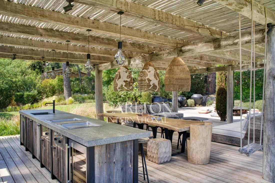 Villa in Ramatuelle, Provence-Alpes-Côte d'Azur, France 3 - 15295862