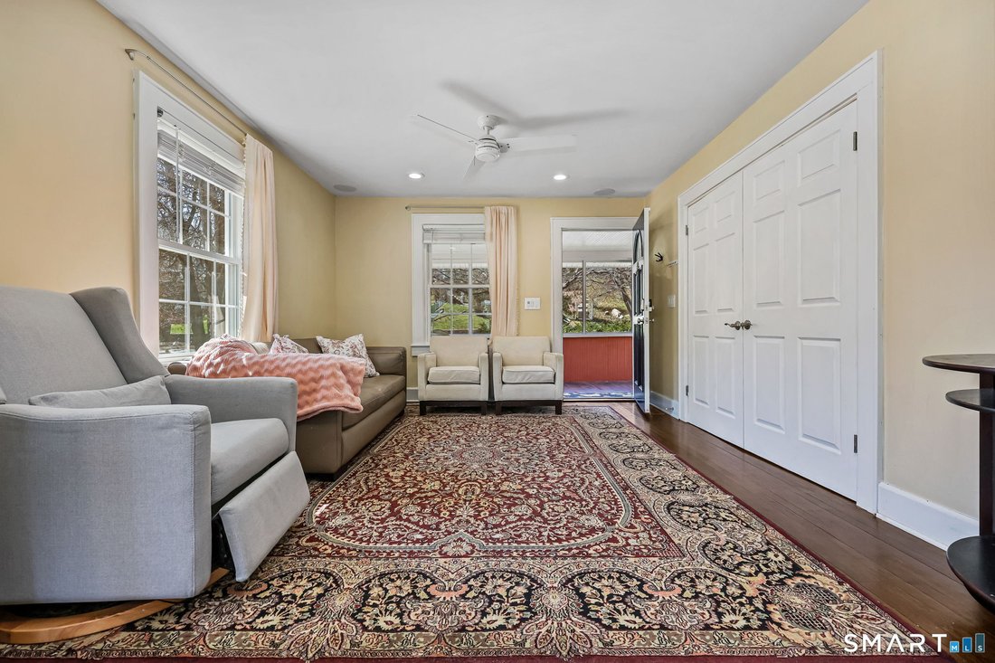 House in Stamford, Connecticut, United States 4 - 17980252