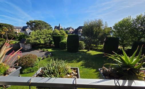 Apartamento en Centre Ville, Dinard, Francia 1