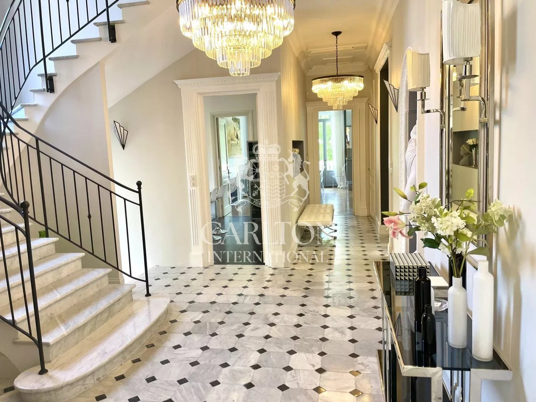 Villa in Cannes, Provence-Alpes-Côte d'Azur, France 3 - 15295822