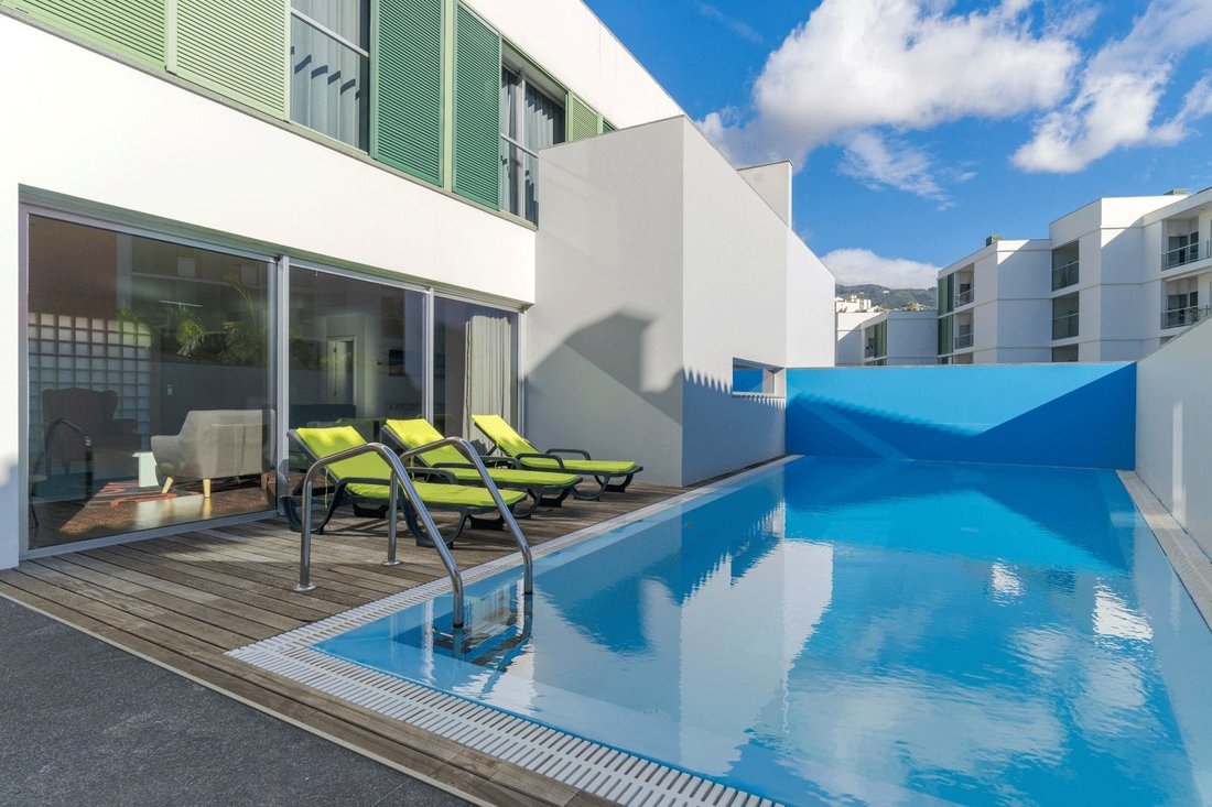 Townhouse in Sao Martinho, Madeira, Portugal 2 - 17976808