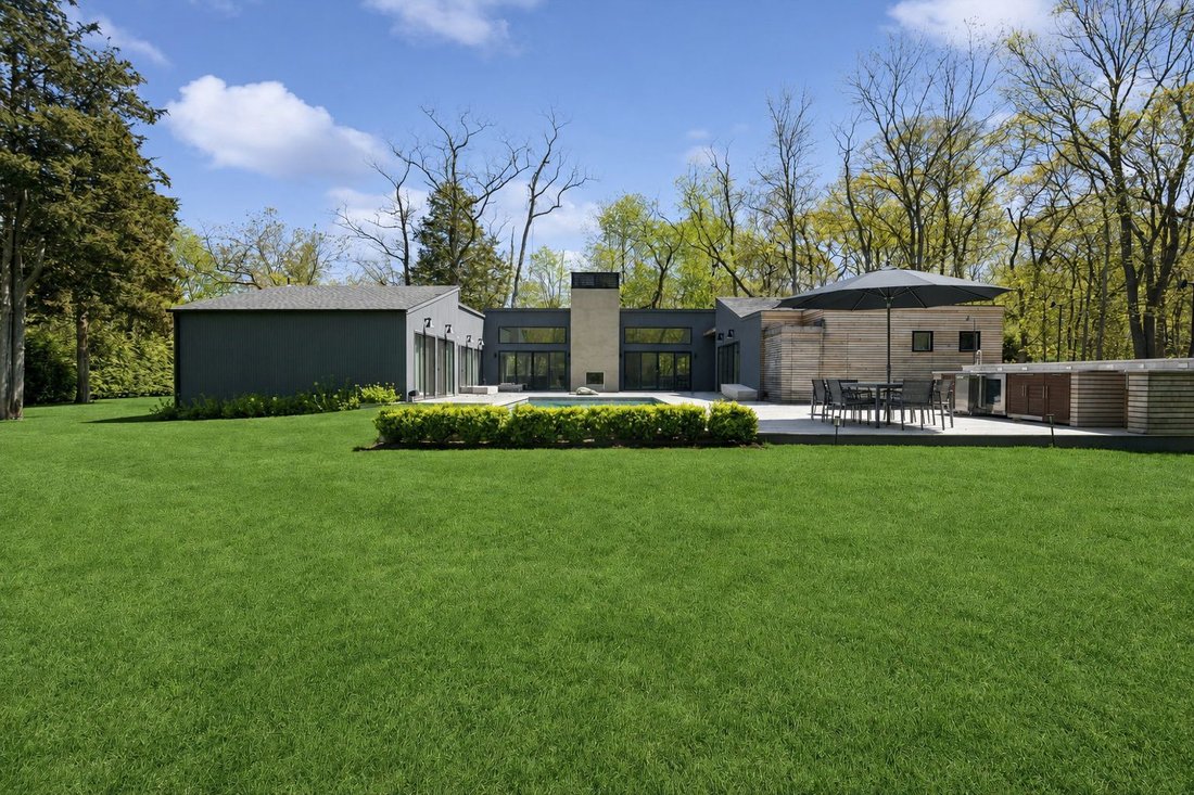 Sag Harbor, New York, United States 1 - 17976206