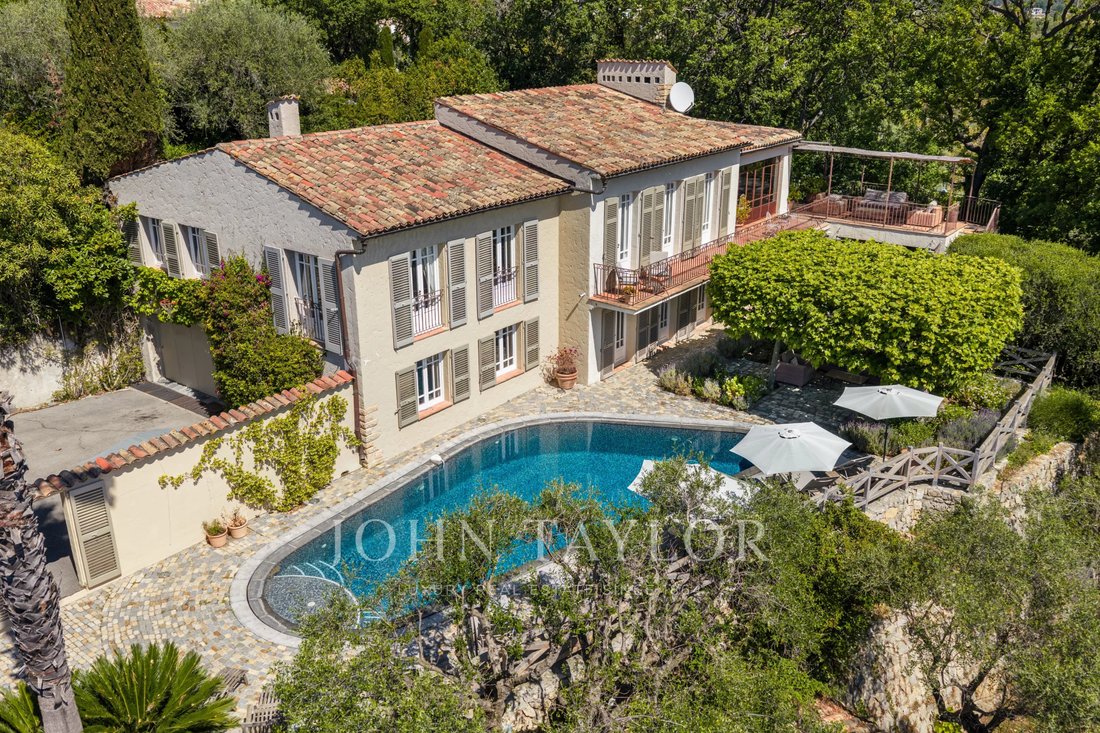 Finca en Mougins, Provenza-Alpes-Costa Azul, Francia 1 - 17976740