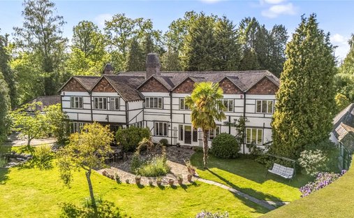 Casa a Crawley Down (Worth), Crawley Down, Inghilterra 1