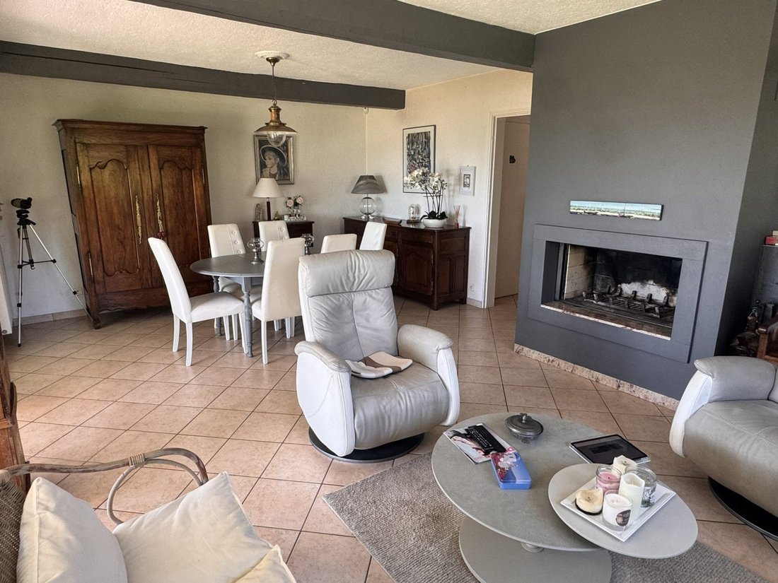 Villa in France 3 - 17981140