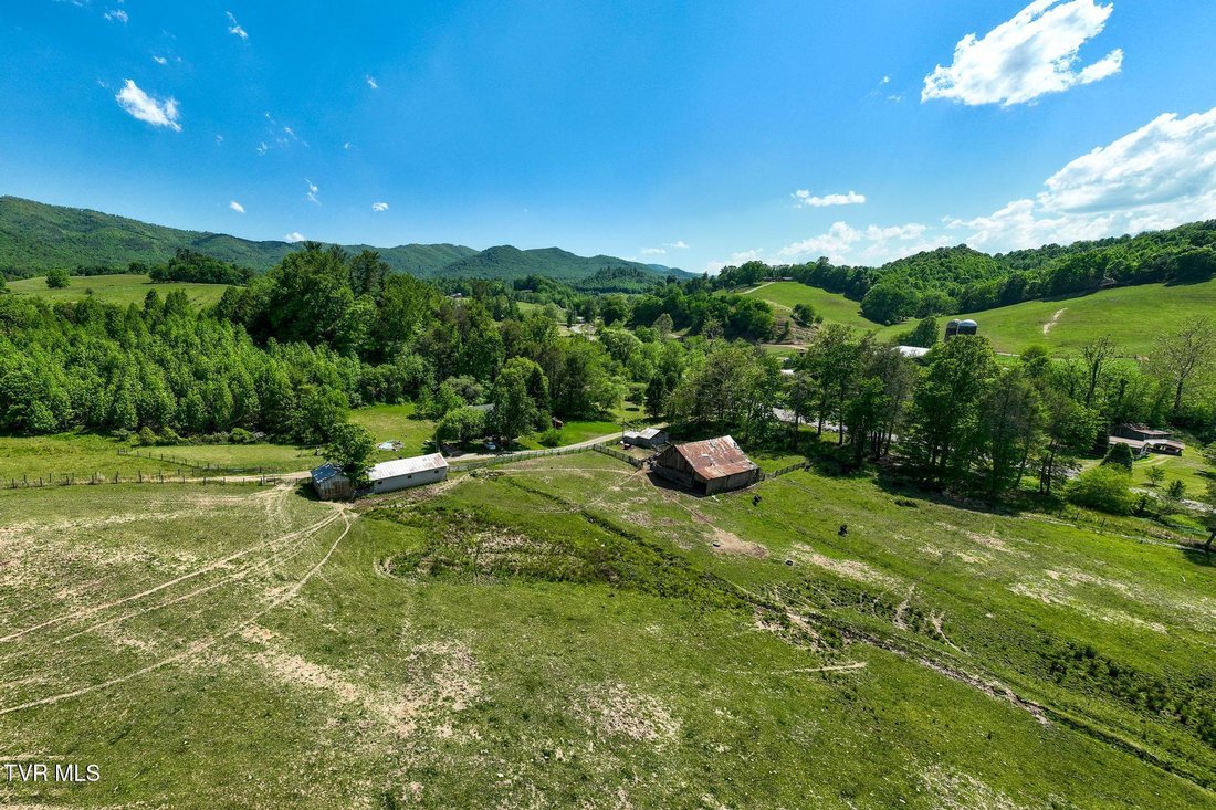 House in Mountain City, Tennessee, United States 1 - 17791333