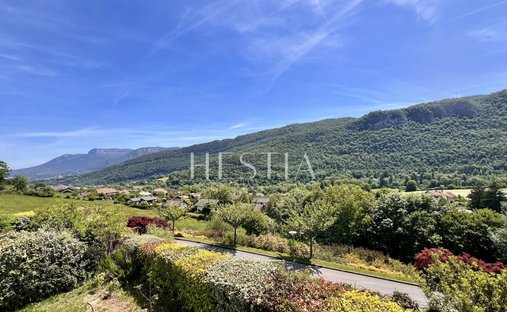 Appartamento a Annecy, Alvernia-Rodano-Alpi, Francia 1