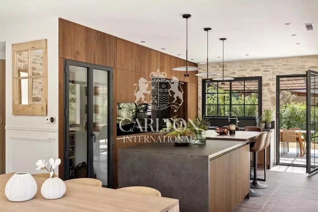 Villa in Grasse, Provence-Alpes-Côte d'Azur, France 5 - 16326731