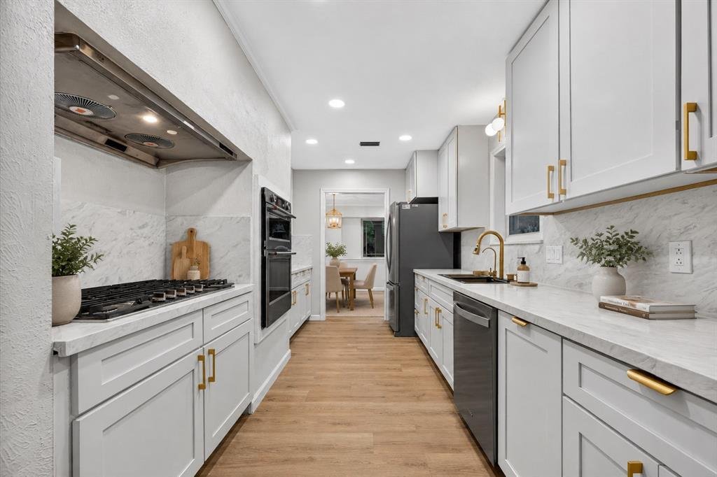 House in Plano, Texas, United States 2 - 17975885