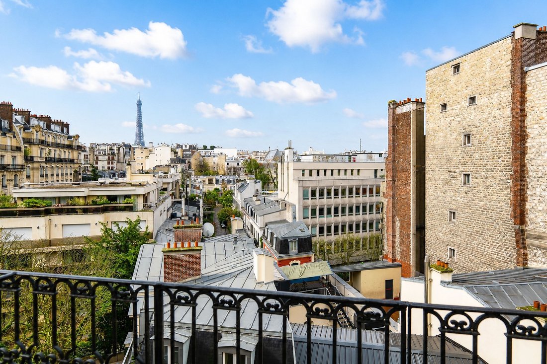 Apartment in Bois de Boulogne, Paris 16e Arrondissement, Paris 1 - 14025785