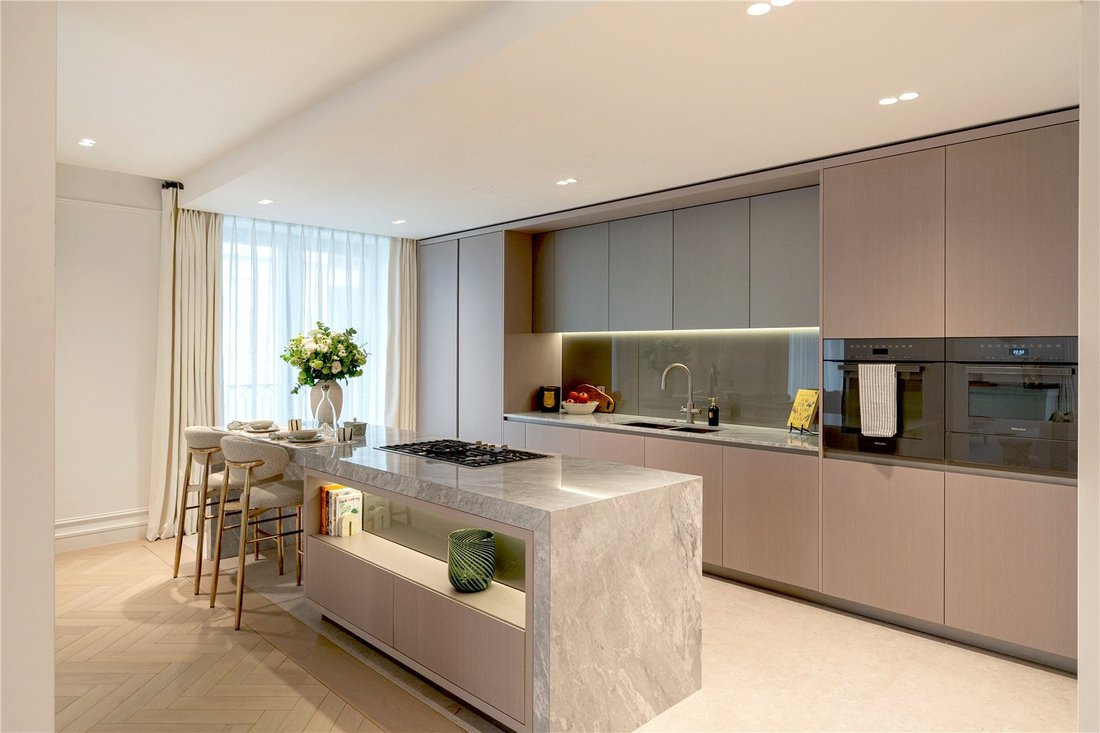 Apartment in Campden Hill, Kensington And Chelsea, England 4 - 17980098