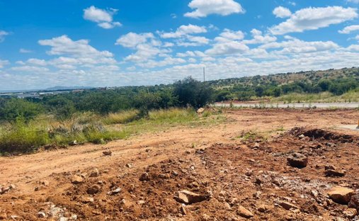 Land in Polokwane, Limpopo, South Africa 1