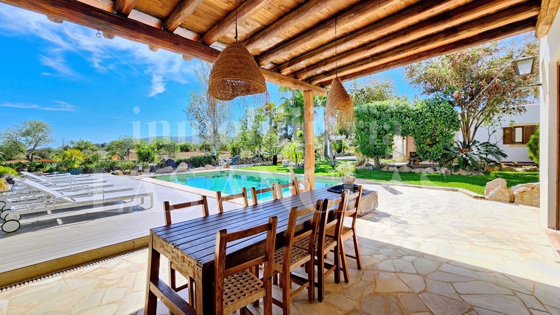Country House in Santa Gertrudis de Fruitera, Santa Eularia des Riu, Balearic Islands 1 - 17980260