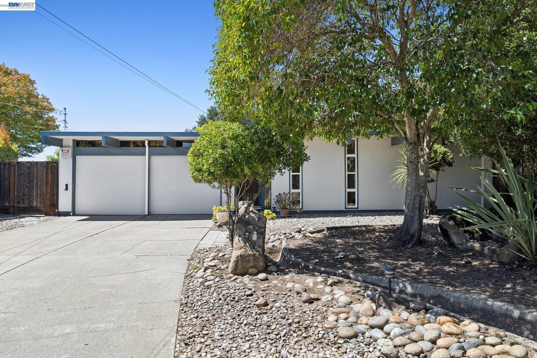 House in Castro Valley, California, United States 3 - 17975152