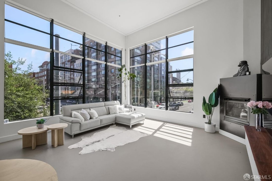 Condo in San Francisco, California, United States 3 - 17974860