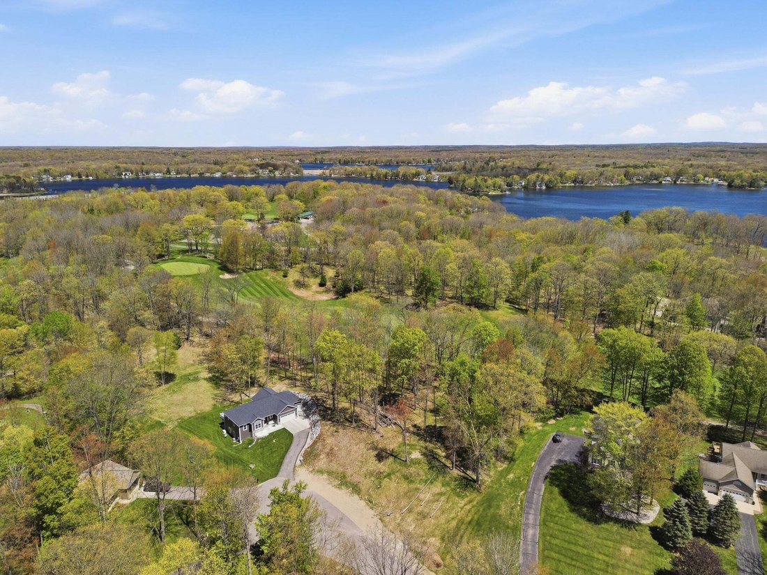 House in Stanwood, Michigan, United States 4 - 17976683