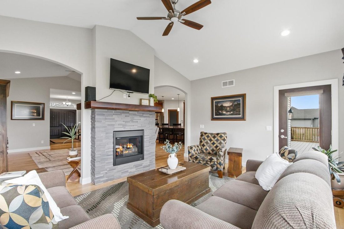 House in Janesville, Wisconsin, United States 4 - 17974845
