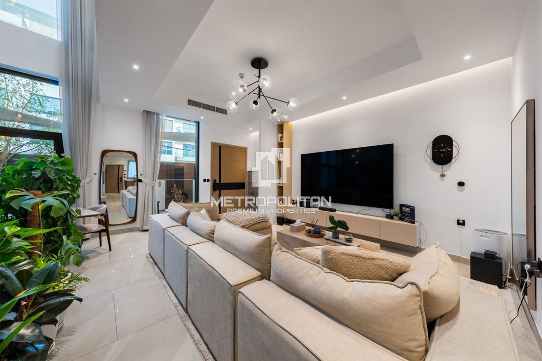 Villa in JVC / Jumeirah Village Circle, Dubai, United Arab Emirates 3 - 17976901