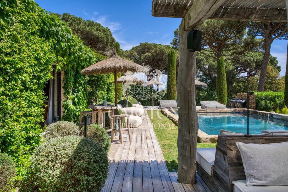 Villa in Ramatuelle, Provence-Alpes-Côte d'Azur, France 4 - 15295862